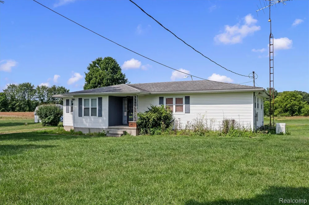 14134 Holly Road Holly Township, MI 48442
