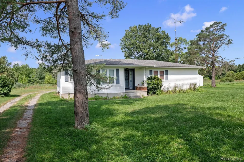 14134 Holly Road Holly Township, MI 48442