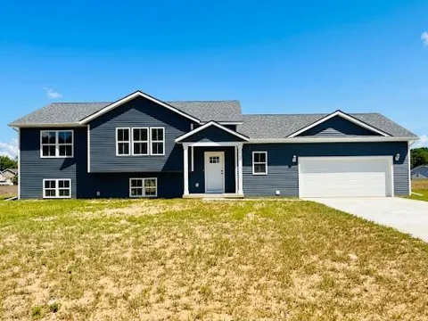 3233 Signal Point Drive