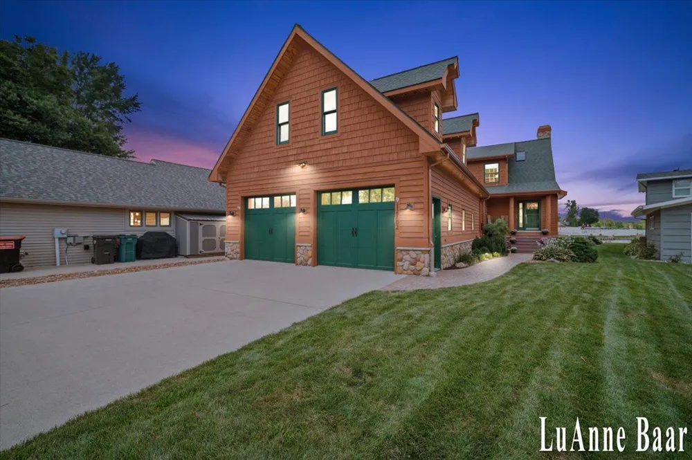 12702 Park Drive Yankee Springs Township, MI 49348