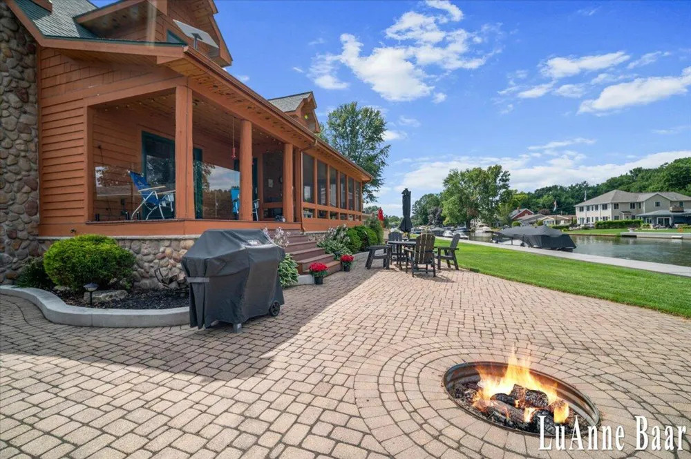 12702 Park Drive Yankee Springs Township, MI 49348