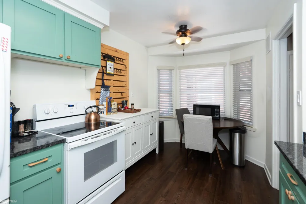 2118 Lennon Street Grosse Pointe Woods City, MI 48236