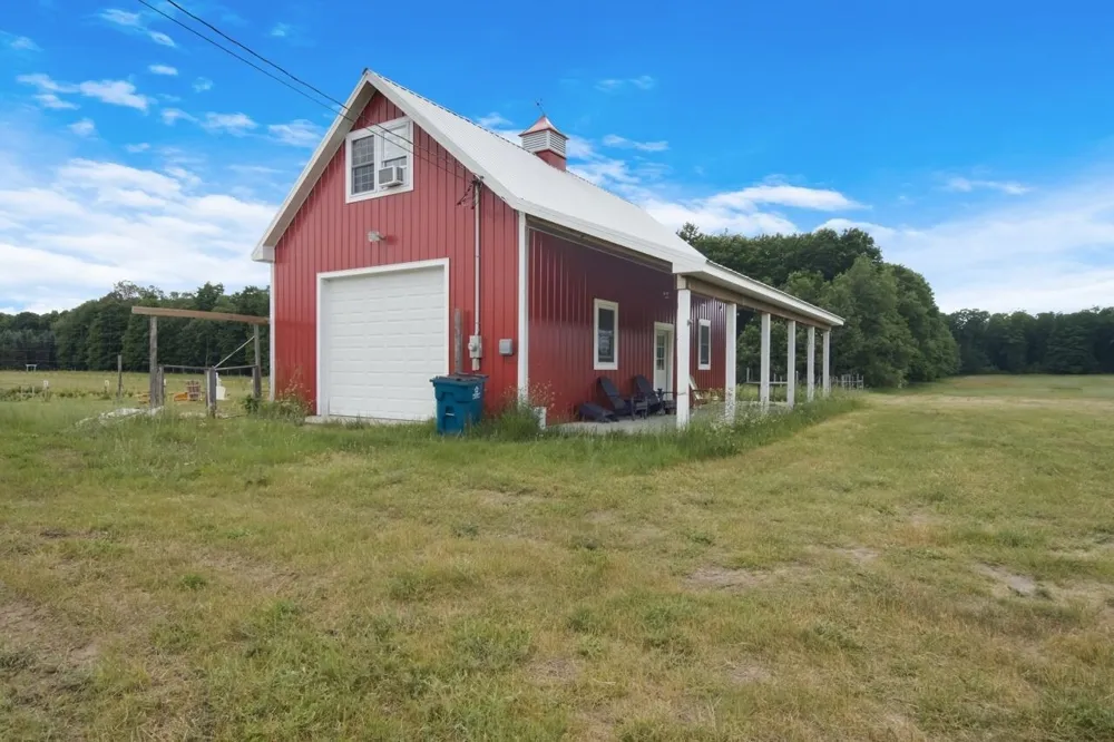 7946 Valley Road Platte Township, MI 49640