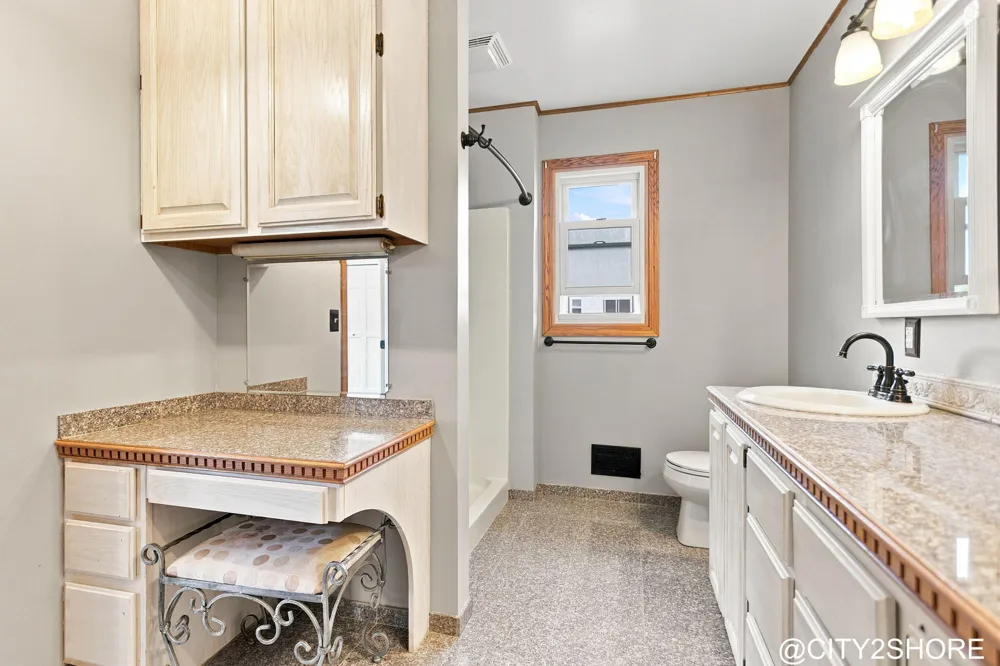 6719 Crown Point Drive Georgetown Charter Township, MI 49426