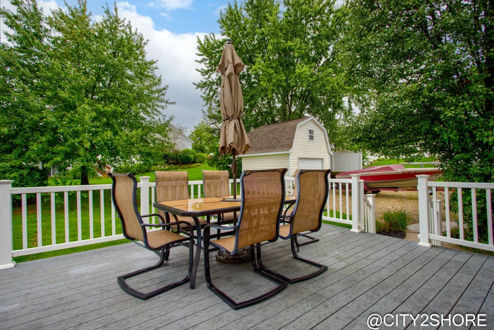 6719 Crown Point Drive Georgetown Charter Township, MI 49426