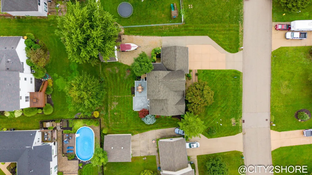 6719 Crown Point Drive Georgetown Charter Township, MI 49426