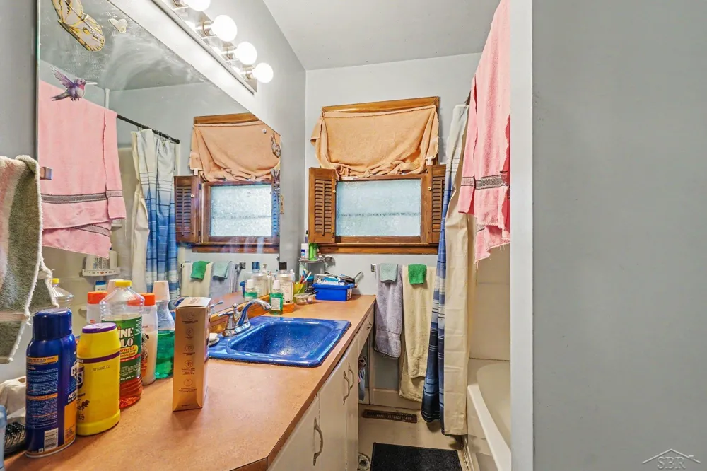 802 24th Street Bay City City, MI 48708