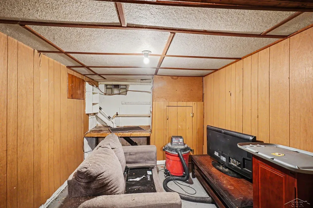 802 24th Street Bay City City, MI 48708