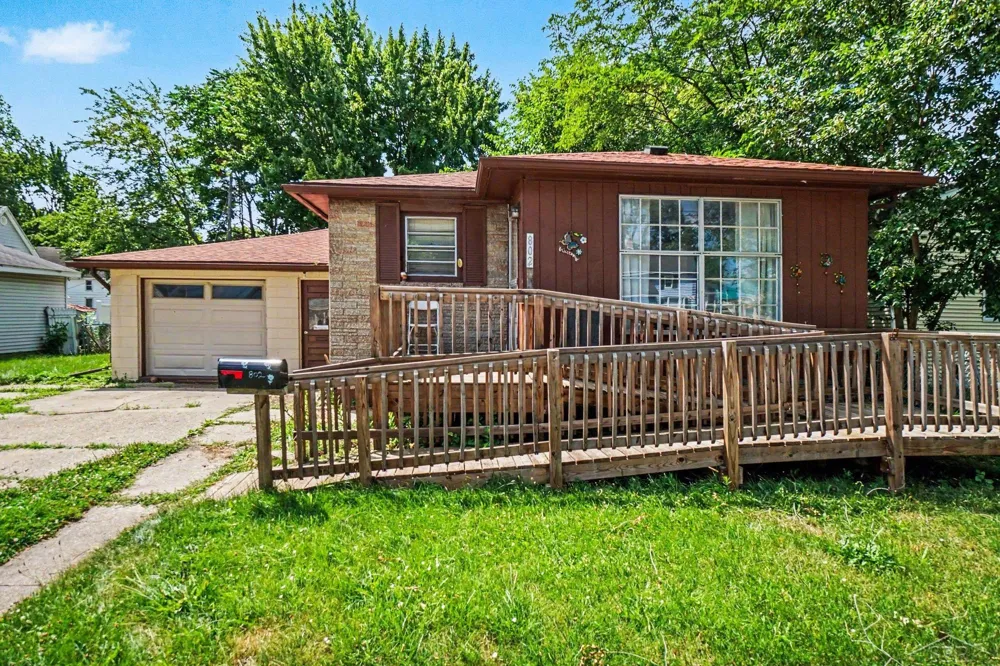 802 24th Street Bay City City, MI 48708