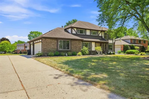 35379 Northmont Drive