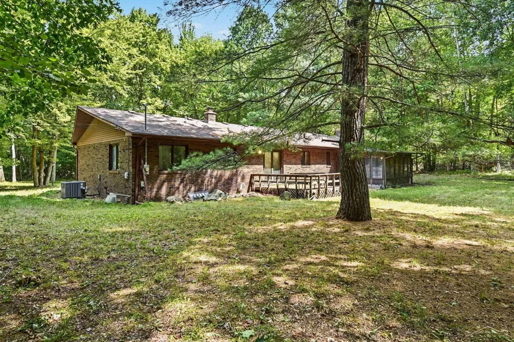 7083 S Orr Road St Charles Village, MI 48655