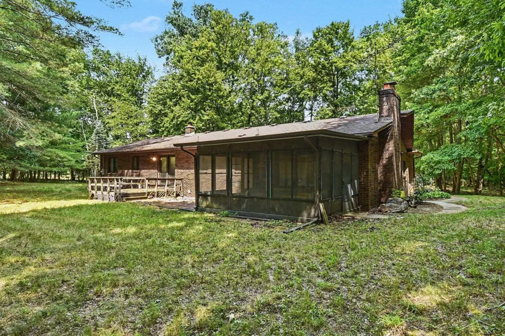 7083 S Orr Road St Charles Village, MI 48655