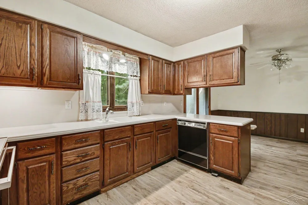 7083 S Orr Road St Charles Village, MI 48655