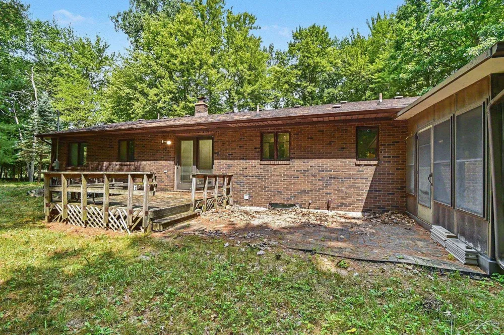 7083 S Orr Road St Charles Village, MI 48655