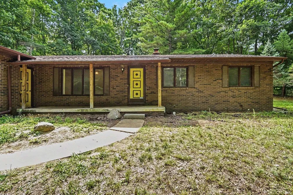 7083 S Orr Road St Charles Village, MI 48655