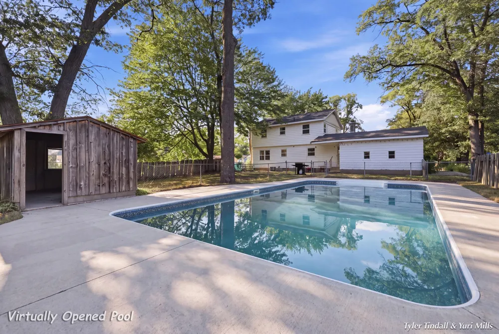 2029 Southland Drive Muskegon Charter Township, MI 49442