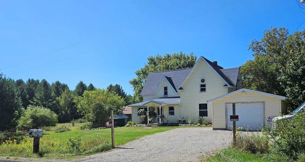98 Mud Lake Road West Branch Township, MI 48661