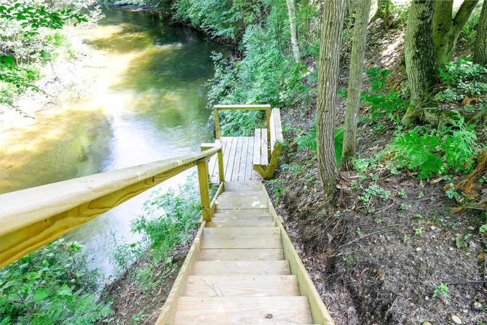 15570 Betsie River Drive Springdale Township, MI 49683