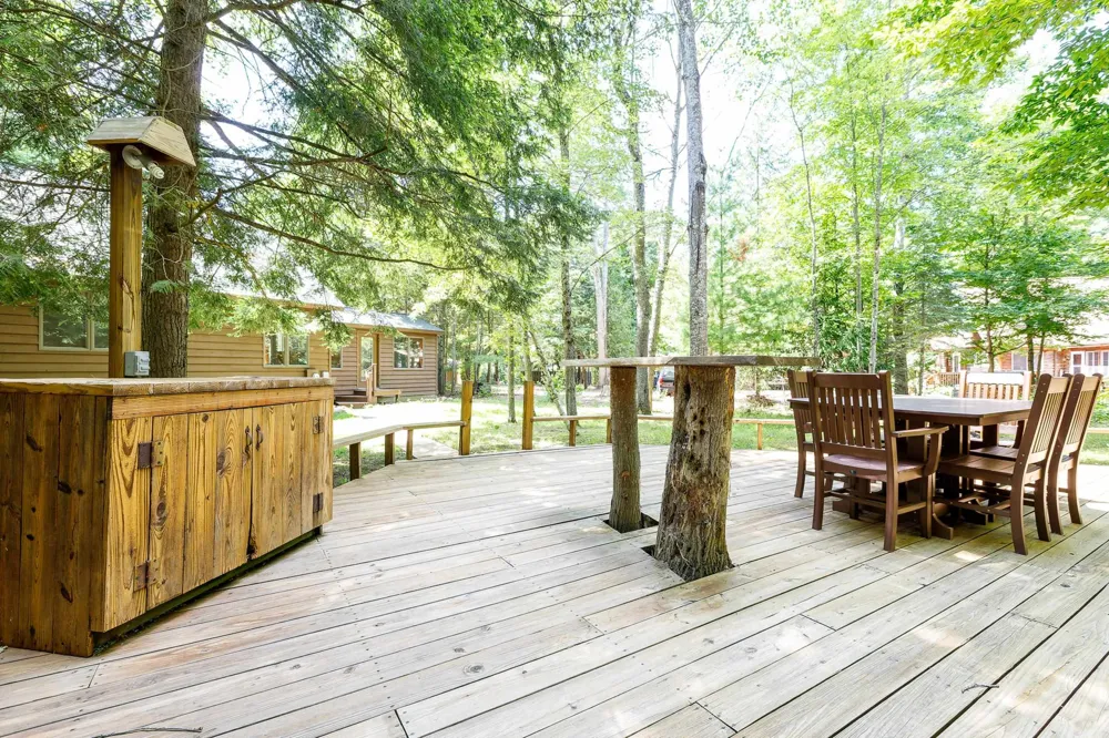 15570 Betsie River Drive Springdale Township, MI 49683
