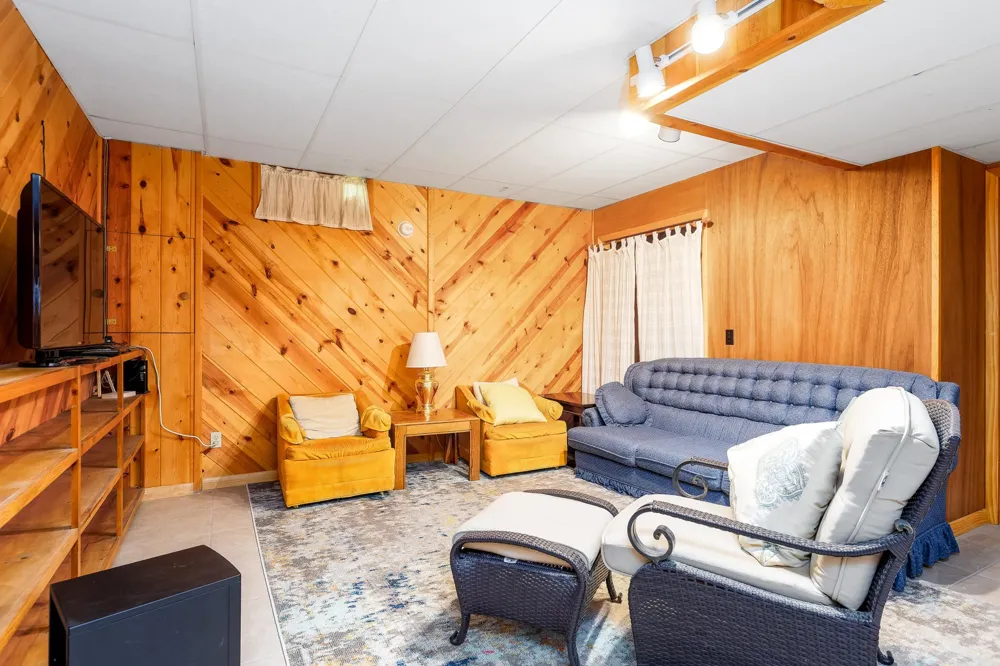 15570 Betsie River Drive Springdale Township, MI 49683