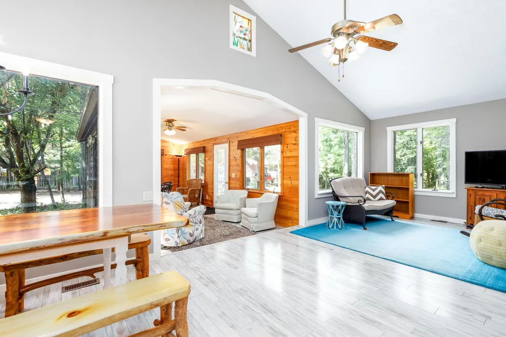 15570 Betsie River Drive Springdale Township, MI 49683