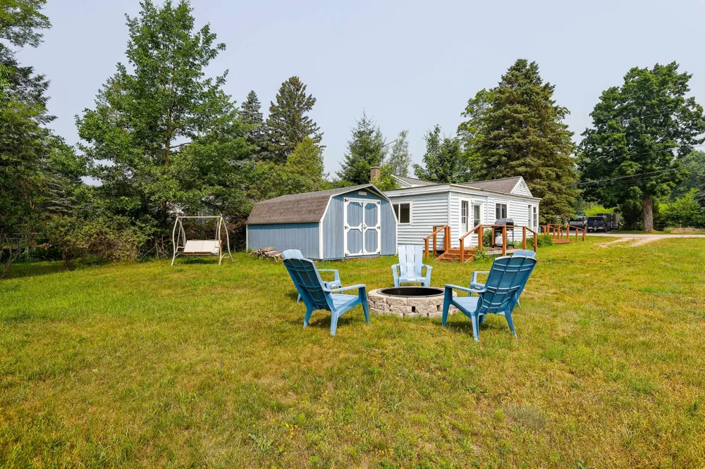 932 Elm Street Crystal Lake Township, MI 49635