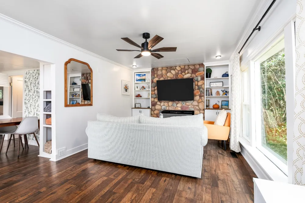 932 Elm Street Crystal Lake Township, MI 49635