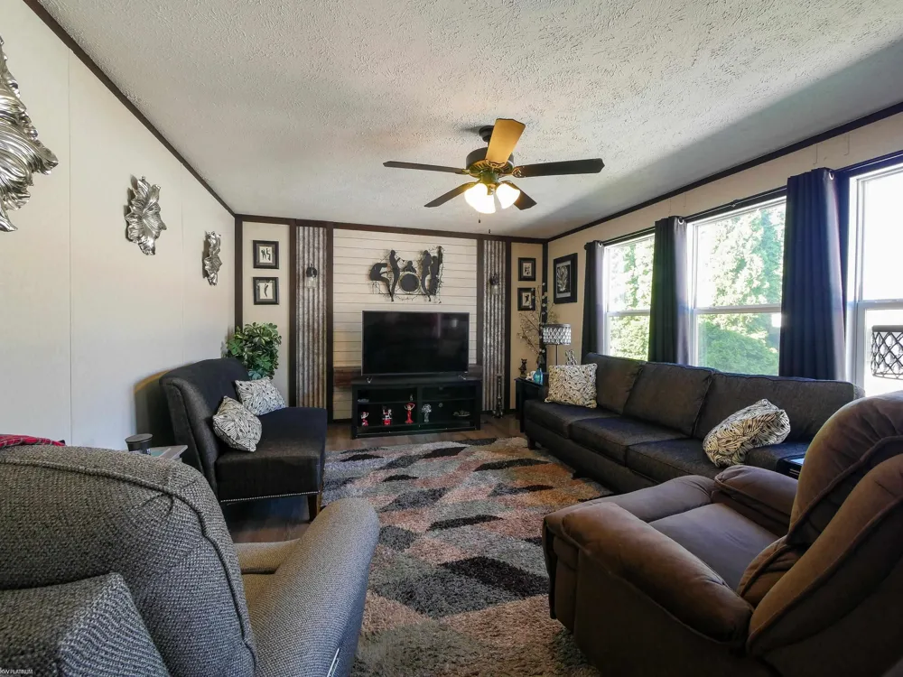 578 Twin Lake Drive Kimball Township, MI 48074