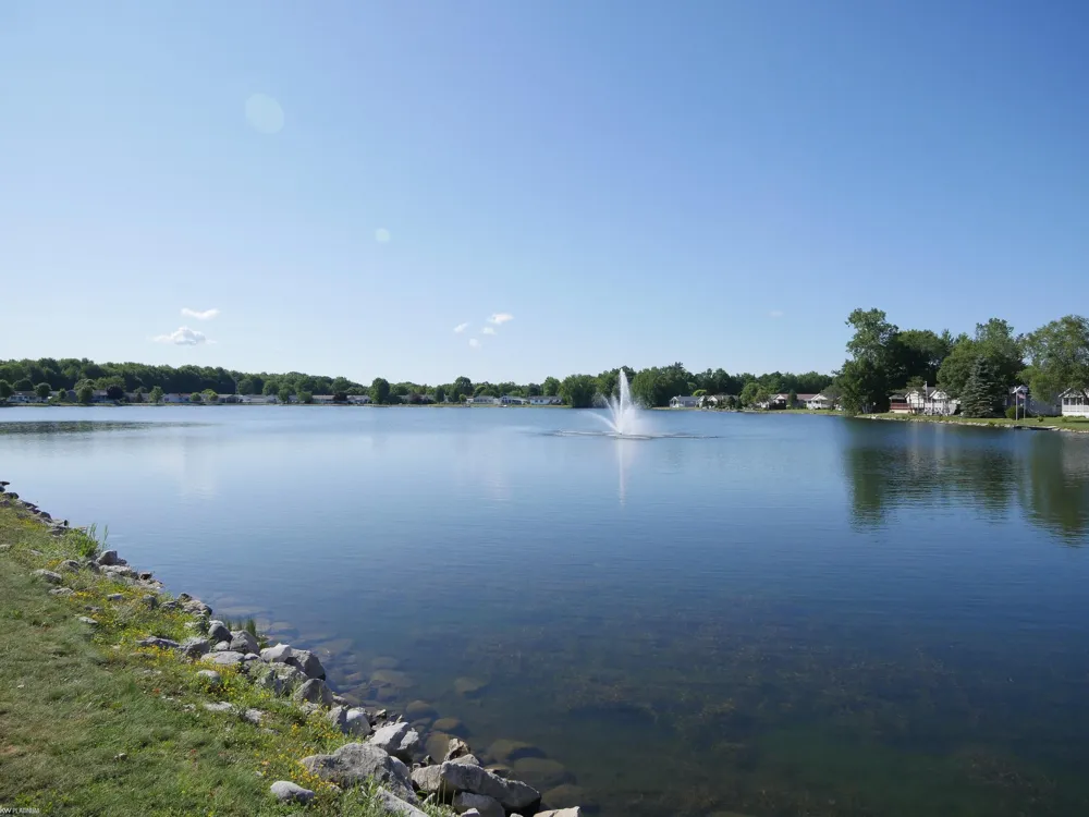 578 Twin Lake Drive Kimball Township, MI 48074