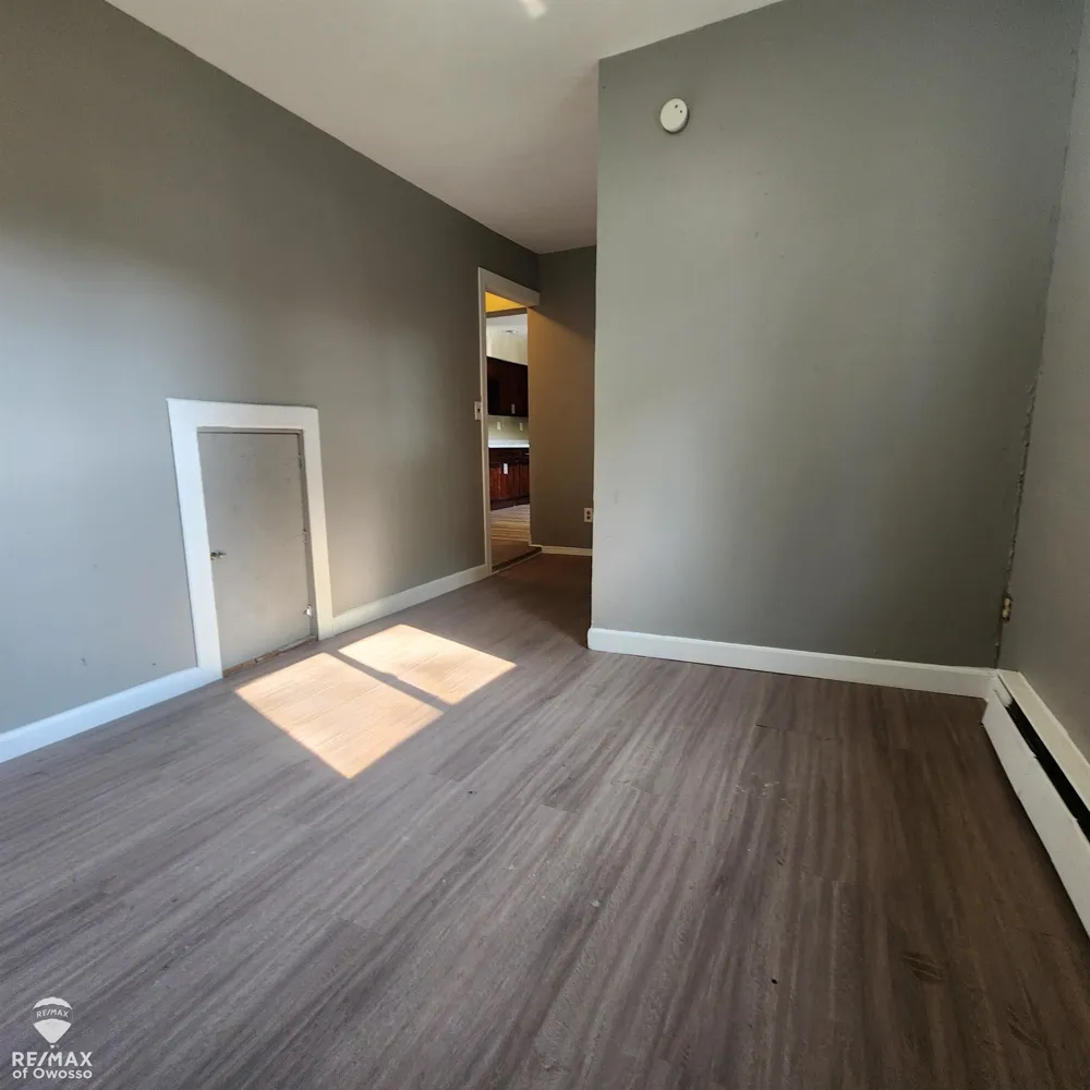 129 W Walnut Street St Charles Village, MI 48655