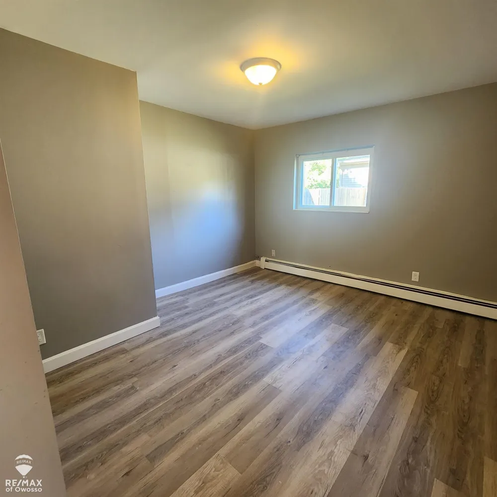 129 W Walnut Street St Charles Village, MI 48655