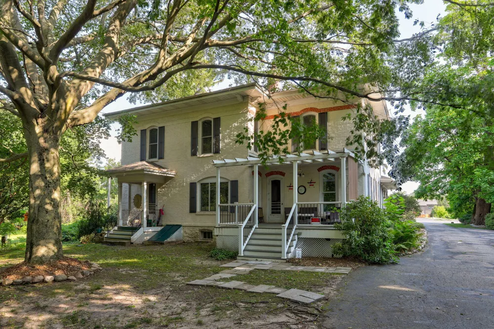 72861 8th Avenue South Haven Charter Township, MI 49090