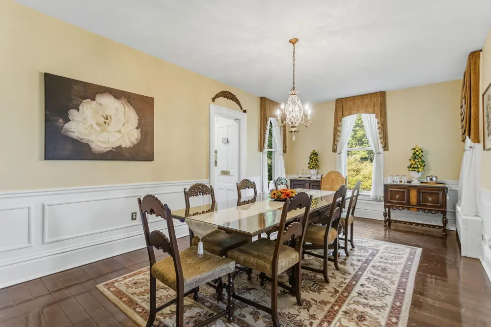 72861 8th Avenue South Haven Charter Township, MI 49090