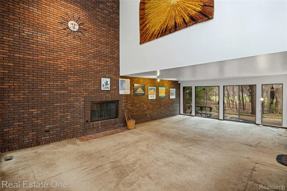 32674 Bingham Lane Bingham Farms Village, MI 48025