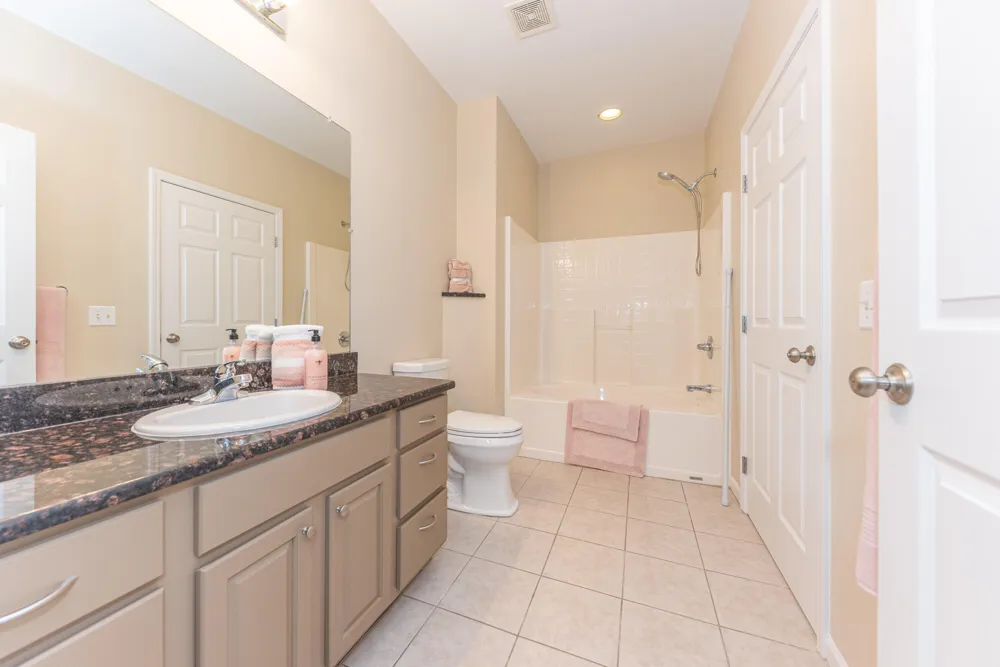 301 Scio Village Court #262 Scio Township, MI 48103