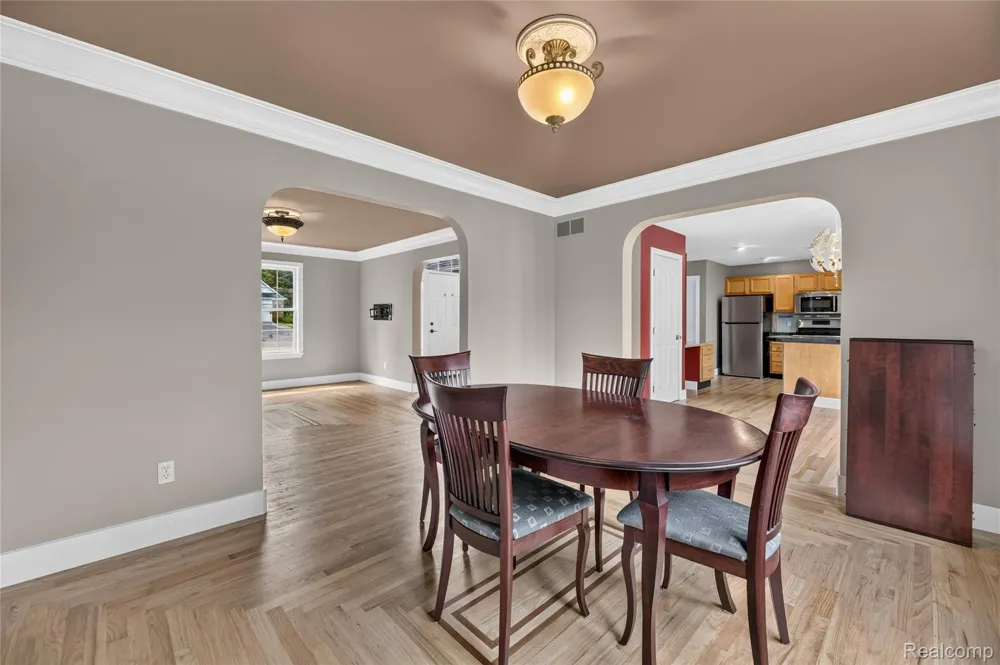 6452 Sandy Knoll Fenton Charter Township, MI 48451