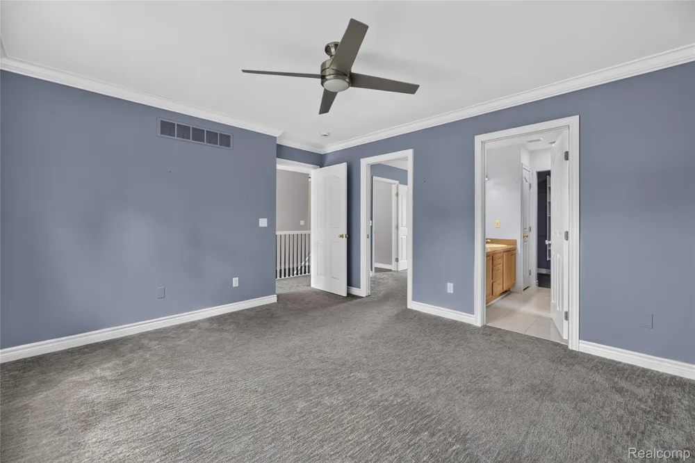 6452 Sandy Knoll Fenton Charter Township, MI 48451
