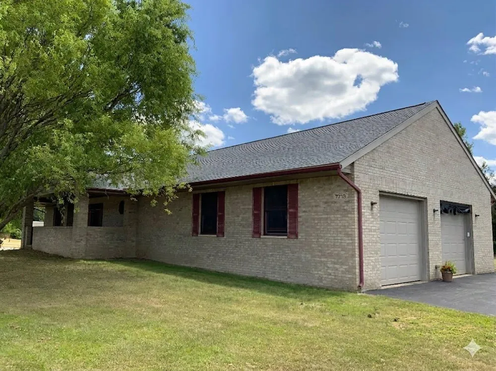 7715 Hidden Knoll Court NE #41 Conway Township, MI 48418