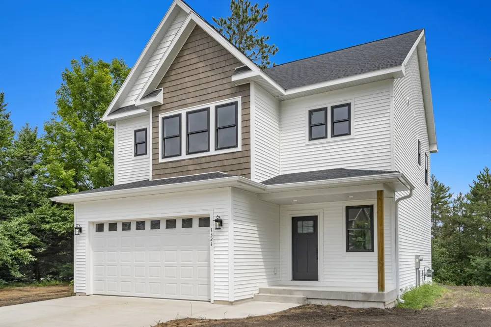 1321 Killdeer Lane Paradise Township, MI 49649