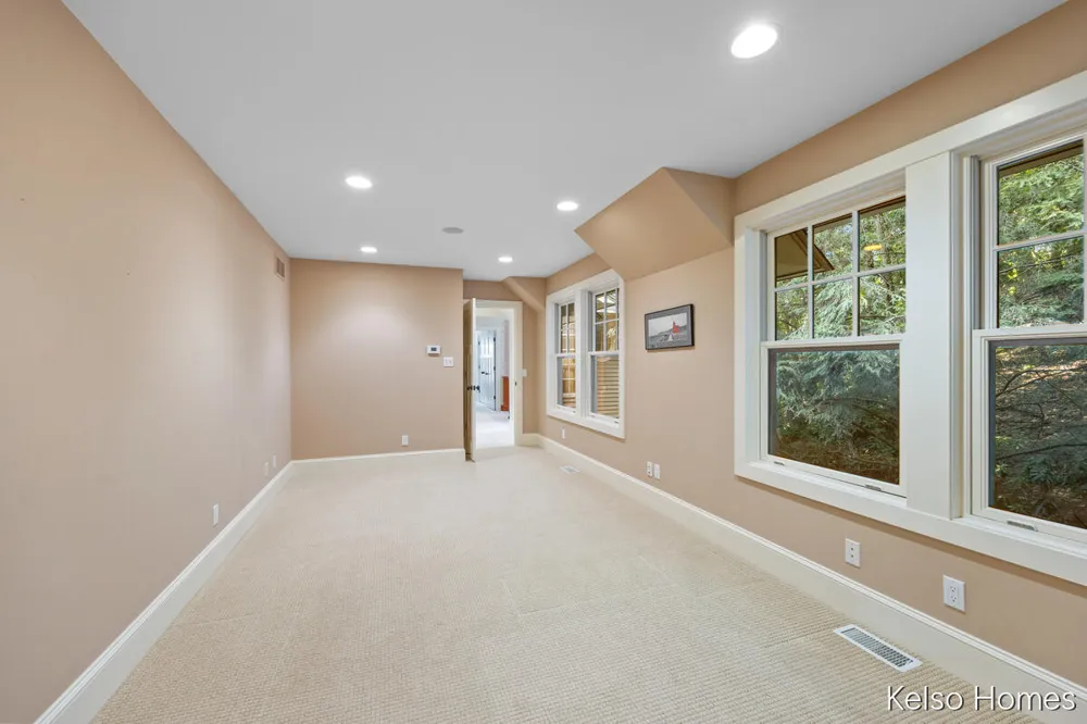6664 Scenic Shores Drive Laketown Township, MI 49423