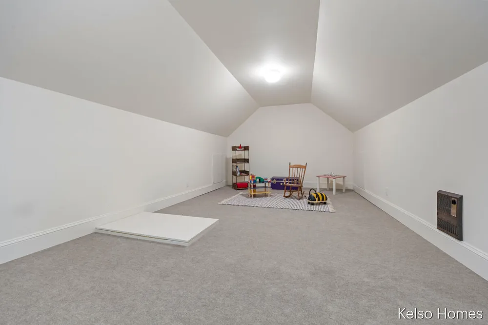 6664 Scenic Shores Drive Laketown Township, MI 49423
