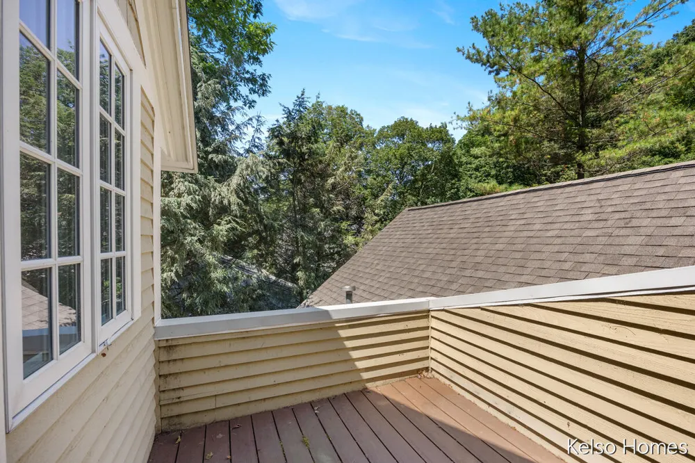 6664 Scenic Shores Drive Laketown Township, MI 49423