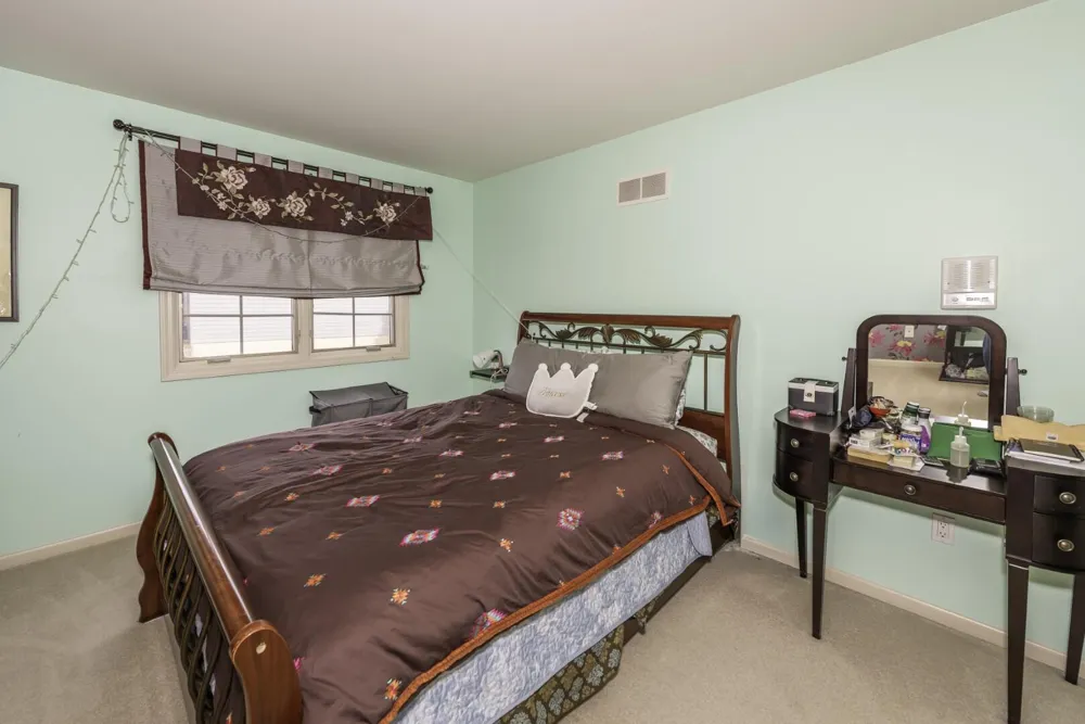 51328 Plymouth Valley Drive Plymouth Charter Township, MI 48170