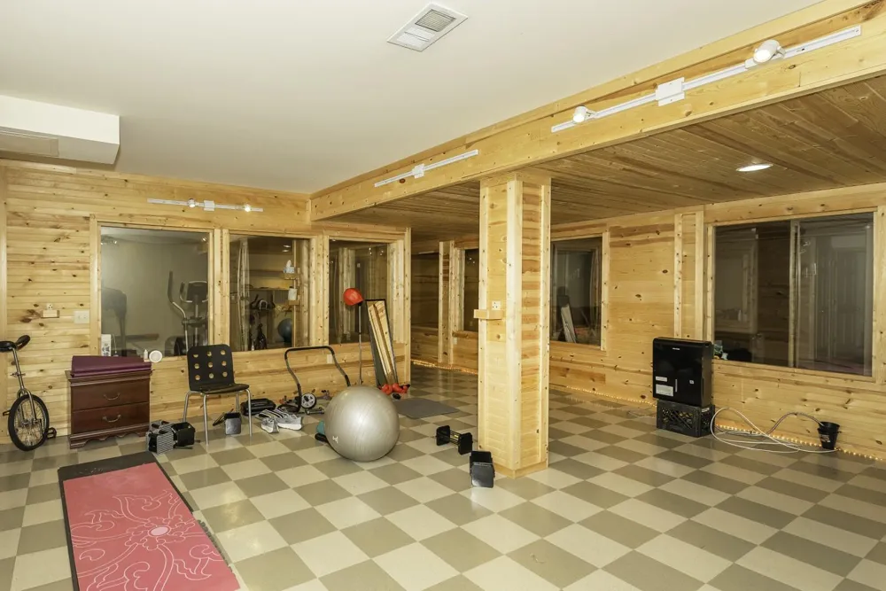 51328 Plymouth Valley Drive Plymouth Charter Township, MI 48170