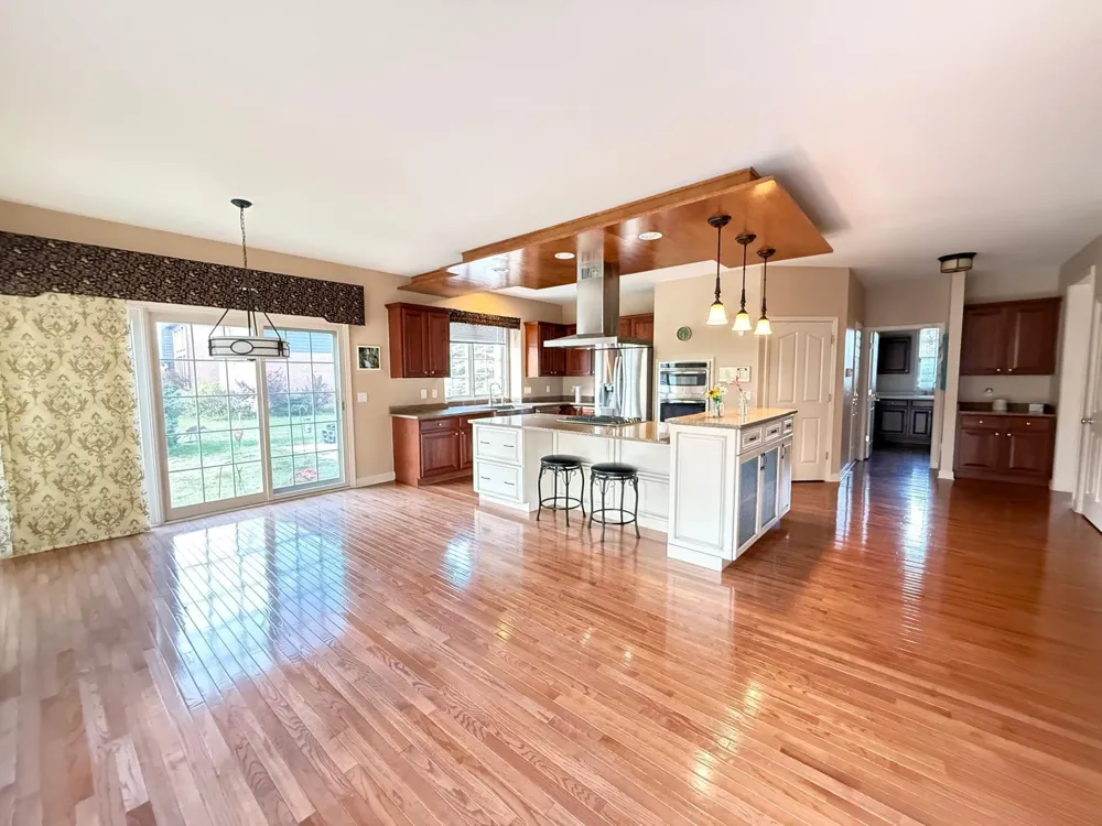 51328 Plymouth Valley Drive Plymouth Charter Township, MI 48170