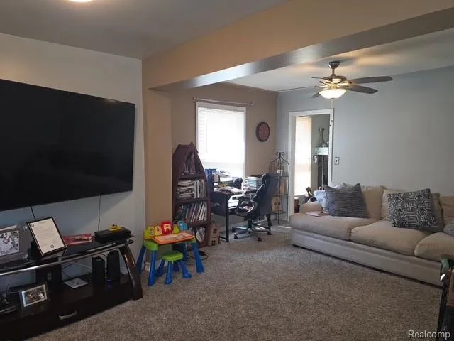 25501 Pembroke Avenue Redford Charter Township, MI 48240