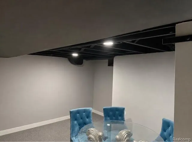 25501 Pembroke Avenue Redford Charter Township, MI 48240