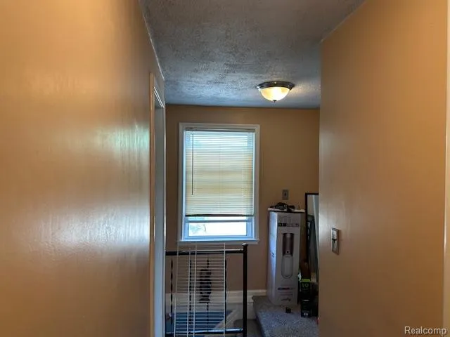 25501 Pembroke Avenue Redford Charter Township, MI 48240