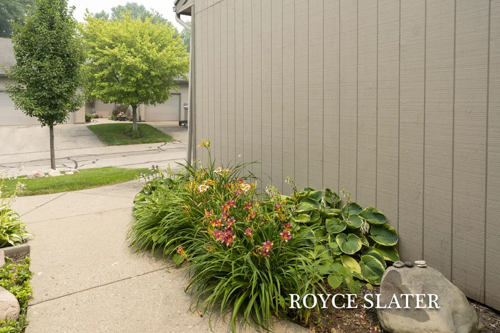2682 Limestone Lane NE #23 Plainfield Charter Township, MI 49525