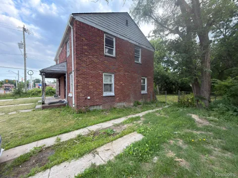 8837 Evergreen Avenue